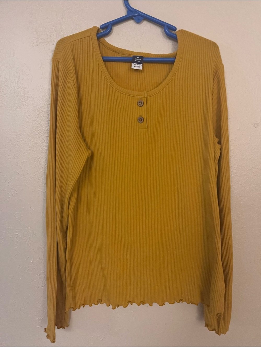 Girls Old Navy mustard yellow tee size xl
